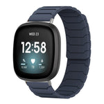Cinturino per orologio magnetico in silicone xDfind, For Fitbit Versa 4 / 3 / Sense 2 / Sense