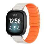 Cinturino per orologio magnetico in silicone xDfind, For Fitbit Versa 4 / 3 / Sense 2 / Sense