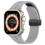Cinturino per orologio in silicone nero con fibbia pieghevole e scanalatura piatta xDfind, For Apple Watch 42 / 44 / 45 / 46 / 49mm, For Apple Watch 38 / 40 / 41 / S10 42mm