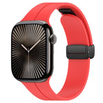 Cinturino per orologio in silicone nero con fibbia pieghevole e scanalatura piatta xDfind, For Apple Watch 42 / 44 / 45 / 46 / 49mm, For Apple Watch 38 / 40 / 41 / S10 42mm