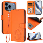 Custodia per telefono in pelle con ciondolo a forma di gatto e cuore in rilievo, completa di cinturino da polso., For iPhone 17e / 16e, For iPhone 17 Pro Max