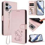 Custodia per telefono in pelle con ciondolo a forma di gatto e cuore in rilievo, completa di cinturino da polso., For iPhone 17 Pro, For iPhone 17