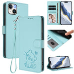 Custodia per telefono in pelle con ciondolo a forma di gatto e cuore in rilievo, completa di cinturino da polso., For iPhone 15 Pro, For iPhone 15 Plus