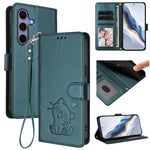 Custodia per telefono in pelle con ciondolo a forma di gatto e cuore in rilievo, completa di cinturino da polso., For Samsung Galaxy S25 / S24 5G, For Samsung Galaxy S25+ / S24+ 5G