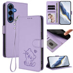 Custodia per telefono in pelle con ciondolo a forma di gatto e cuore in rilievo, completa di cinturino da polso., For Galaxy S26 FE 5G, For Samsung Galaxy S26+ 5G