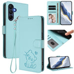 Custodia per telefono in pelle con ciondolo a forma di gatto e cuore in rilievo, completa di cinturino da polso., For Samsung Galaxy A16 4G / 5G, For Samsung Galaxy A05s / F14 4G