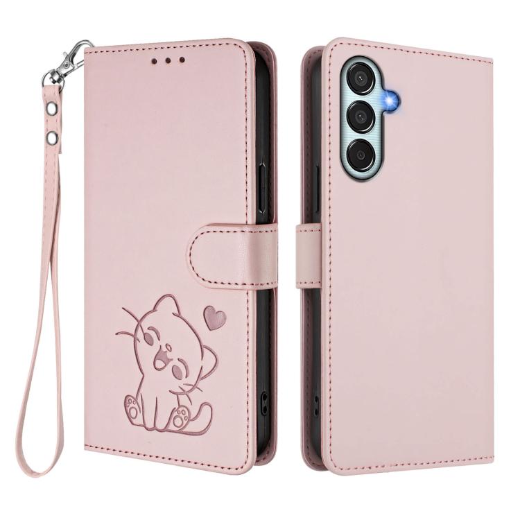 Custodia per telefono in pelle con ciondolo a forma di gatto e cuore in rilievo, completa di cinturino da polso., For Samsung Galaxy M35 5G, For Samsung Galaxy M55 / C55