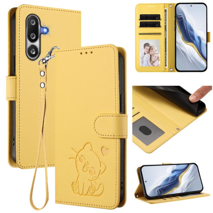 Custodia per telefono in pelle con ciondolo a forma di gatto e cuore in rilievo, completa di cinturino da polso., For Samsung Galaxy M36 5G, For Samsung Galaxy M56 5G