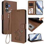 Custodia per telefono in pelle con ciondolo a forma di gatto e cuore in rilievo, completa di cinturino da polso., For Samsung Galaxy M36 5G, For Samsung Galaxy M56 5G
