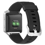 Cinturino in silicone tinta unita con fibbia in acciaio e texture diagonale per Fitbit Blaze xDfind., S, L