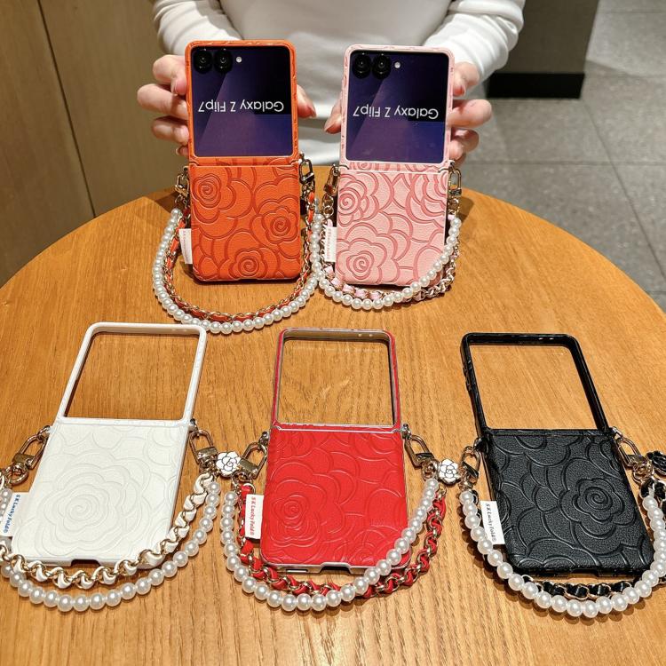 Custodia per telefono con cinturino e fibbia laterale, decorata con camelia in rilievo., For Samsung Galaxy Z Flip7 5G