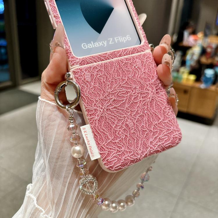 Custodia per telefono con cinturino da polso e ganci metallici su entrambi i lati, con motivo a pizzo in rilievo., For Samsung Galaxy Z Flip6/7 FE, For Samsung Galaxy Z Flip7 5G, For Samsung Galaxy Z Flip5