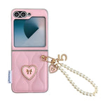 Custodia per telefono con cinturino da polso e texture a forma di cuore 3D effetto giacca imbottita., For Samsung Galaxy Z Flip6/7 FE, For Samsung Galaxy Z Fold7 5G, For Samsung Galaxy Z Flip7 5G, For Samsung Galaxy Z Flip5