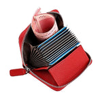 Portafoglio porta carte KB23 in vera pelle con cerniera e scomparto multiplo a fisarmonica con tecnologia RFID.