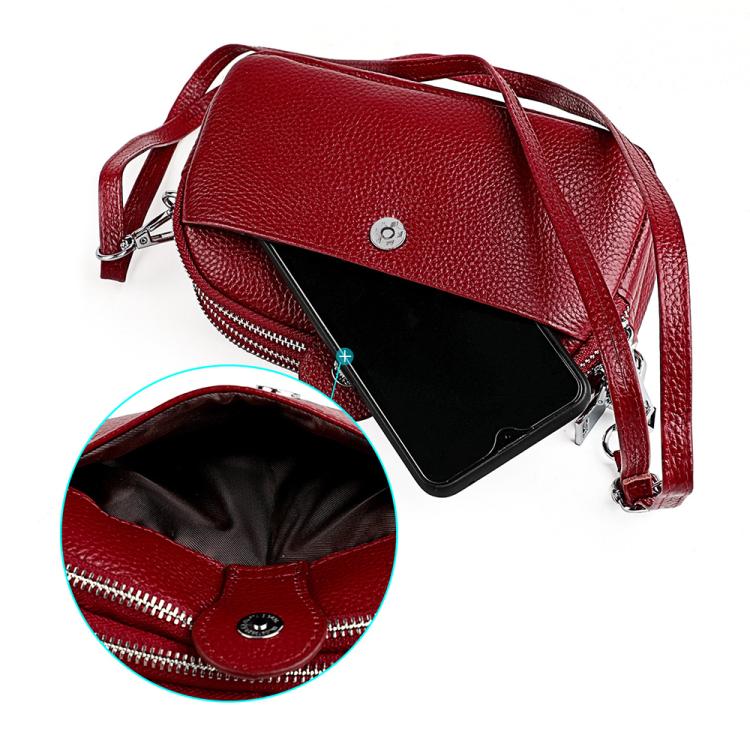 Borsa a tracolla da donna capiente in vera pelle.