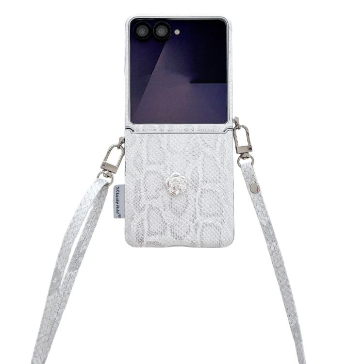 Custodia per telefono con texture a squame e motivo camelia, con tracolla inclusa., For Samsung Galaxy Z Flip6/7 FE, For Samsung Galaxy Z Flip7 5G, For Samsung Galaxy Z Flip5