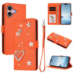 ZS01 Custodia per telefono a doppio strato in ecopelle vegana con motivo floreale a cuori e cinturino da polso, For iPhone 16 Pro, For iPhone 16 Plus, For iPhone 16