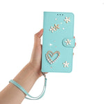 ZS01 Custodia per telefono a doppio strato in ecopelle vegana con motivo floreale a cuori e cinturino da polso, For iPhone 15, For iPhone 14 Plus, For iPhone 14 / 13