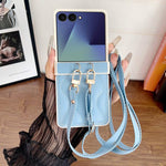 Custodia per telefono con retro in ecopelle vegana e cordino a tracolla, imbottitura ad aria, modello Wave., For Samsung Galaxy Z Flip7, For Samsung Galaxy Z Flip6, For Samsung Galaxy Z Flip5, For Samsung Galaxy Z Flip4