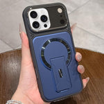 Cover antiurto con copriobiettivo per iPhone 15 e 16