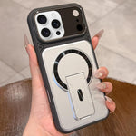 Cover antiurto con copriobiettivo per iPhone 15 e 16