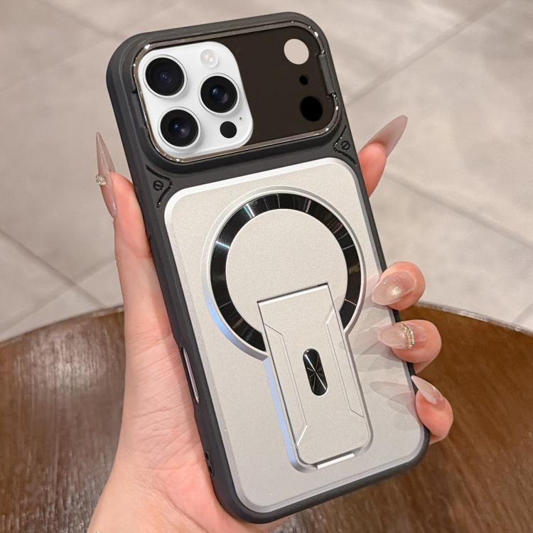Cover antiurto con copriobiettivo per iPhone 15 e 16