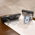 Cover antiurto con copriobiettivo e supporto per iPhone