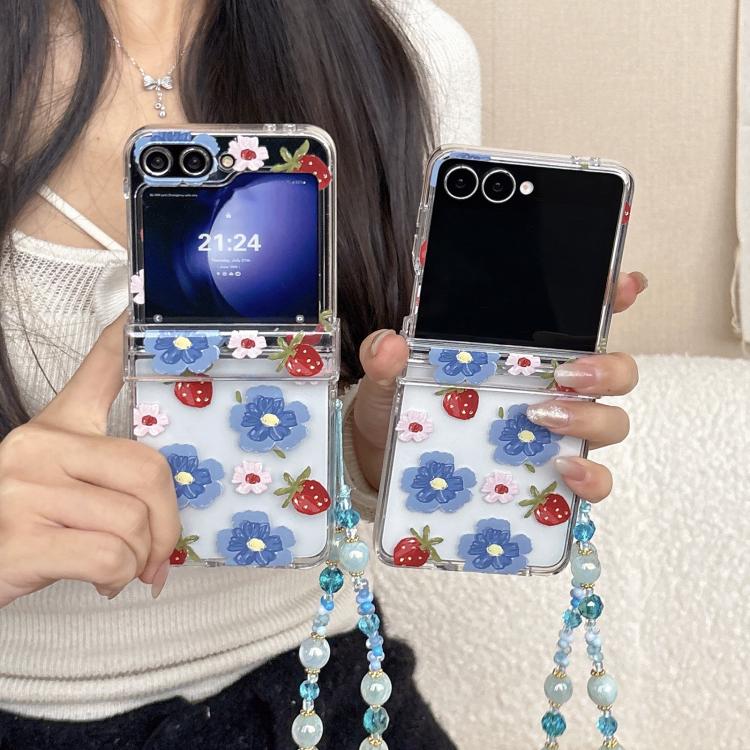 Custodia per telefono antiurto con cinturino e motivo a fiori e bacche blu., For Samsung Galaxy Z Flip7 5G, For Samsung Galaxy Z Flip6/5