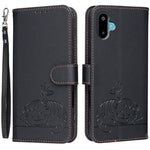 Custodia per telefono in ecopelle con cinturino e stampa a rilievo di gatto e farfalla, con protezione RFID., For Galaxy F06 5G, For Galaxy M35, For Galaxy M55