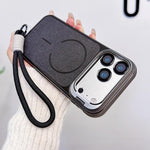 Custodia magnetica spazzolata per telefono con supporto per obiettivo, cinturino da polso e pellicola protettiva per obiettivo., For iPhone 17 Pro Max, For iPhone 17 Pro, For iPhone 17