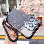 Custodia magnetica spazzolata per telefono con supporto per obiettivo, cinturino da polso e pellicola protettiva per obiettivo., For iPhone 15, For iPhone 14, For iPhone 14 Pro