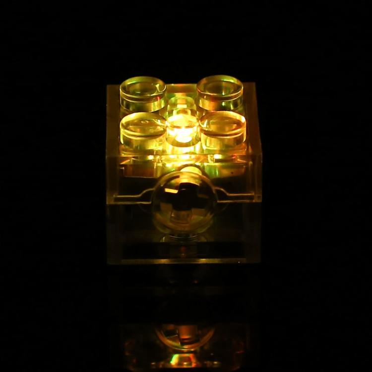 Blocchi da costruzione fai-da-te 2x2 con luce LED, giocattolo luminoso