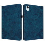 Custodia per tablet in ecopelle con motivo floreale in rilievo e funzione di sospensione/riattivazione, For iPad Air 13 2026/2025/2024, For iPad Air 11 2024/2025/2026, For iPad Pro 11 2024 / 2025, For iPad 2025 / 2022