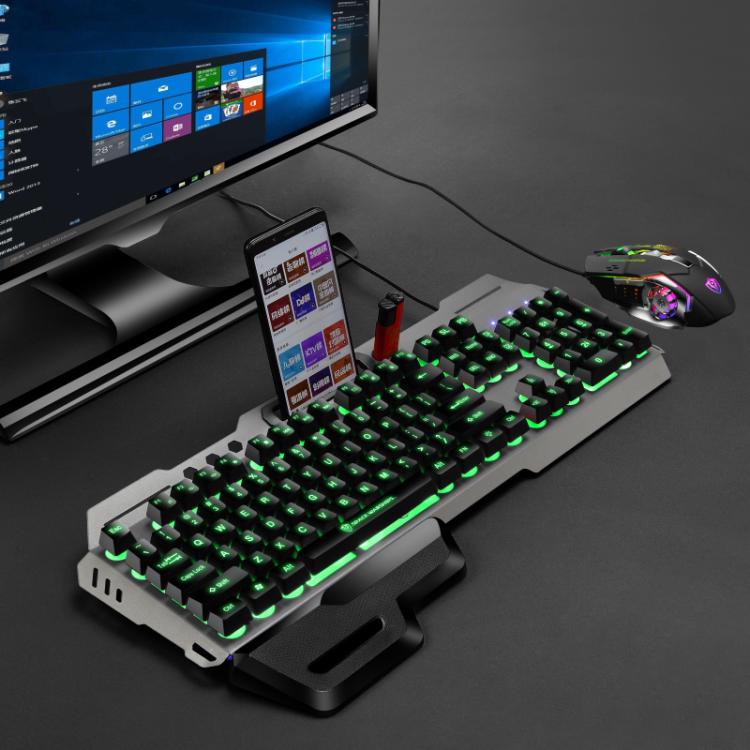 Set tastiera gaming cablata e mouse 6D 4800DPI RGB