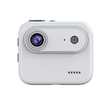Videocamera sportiva Y360 con schermo da 2 pollici, grandangolo a 140 gradi e risoluzione 4K.