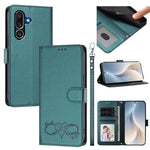 Custodia per telefono in ecopelle con chiusura magnetica e cinturino da polso, con motivo a cuoricini felici., For Galaxy A07 4G / A06 4G / 5G, For Galaxy M56 5G