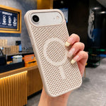 Custodia magnetica rinfrescante a nido d'ape per telefono, piacevole al tatto., For iPhone Air, For iPhone 16 Pro Max
