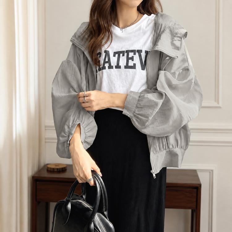 Cappotto da donna leggero con cappuccio e protezione solare., Free Size