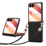 Custodia per telefono pieghevole SULADA con elegante texture romboidale e cordino., For Galaxy Z Flip8 5G