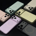 Custodia magnetica in silicone liquido per iPhone 15 e 16