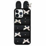 Custodia per telefono in TPU con design a orecchie di coniglio e fiocco in raso, giacca imbottita., For iPhone 15 / 14, For iPhone 14 Pro, For iPhone 14 Pro Max, For iPhone 13 Pro Max, For iPhone 12 Pro Max