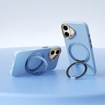 Custodia magnetica in silicone liquido per iPhone 16 Pro, 16 Pro Max e 17 con