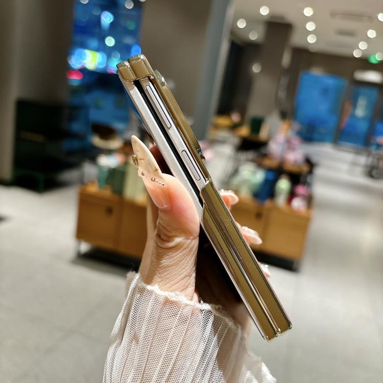 Custodia per telefono con targhetta testurizzata e asse centrale magnetico galvanizzato a forma di supercar, For Galaxy Z Fold8 5G