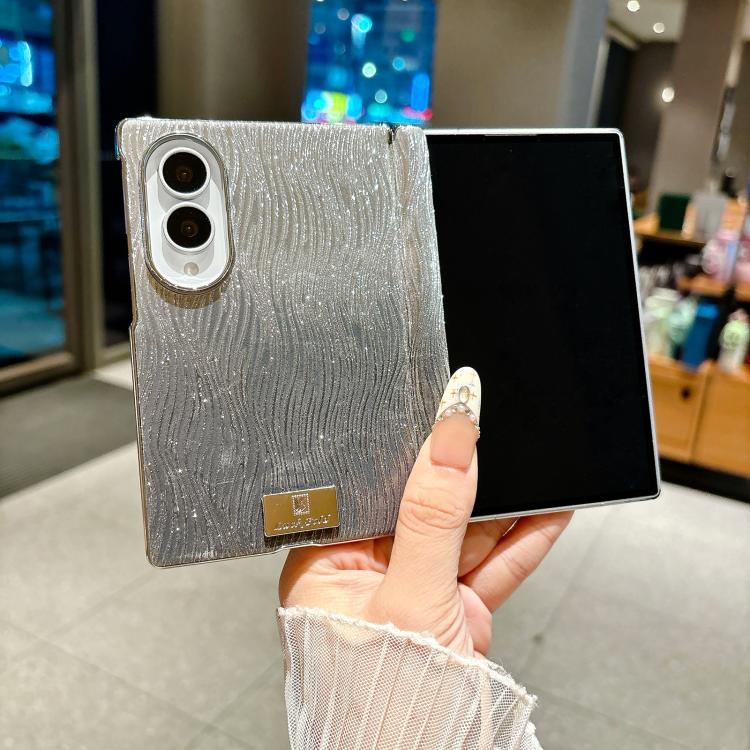 Custodia per telefono con targhetta personalizzata a gradiente magnetico ad asse centrale galvanizzato con effetto increspatura dell'acqua., For Galaxy Z Fold8 5G