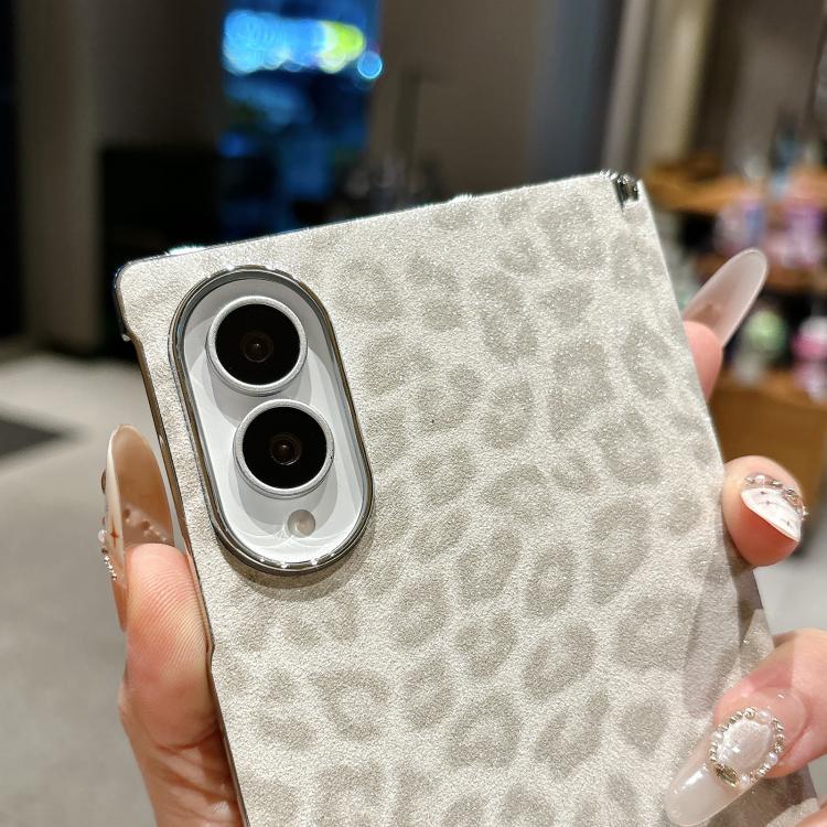Targhetta con nome, asse centrale elettrolitico, custodia per telefono con stampa leopardata argento nebbia, magnete, argento, nebbia., For Galaxy Z Fold8 5G