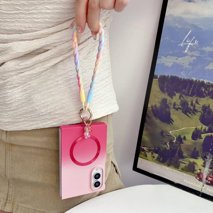 Custodia magnetica per telefono con sfumatura rosa effetto pelle e cinturino da polso fai-da-te, For Galaxy Z Fold8 5G, For Galaxy Z Fold8 Ultra 5G, For Galaxy Z Flip8 5G, For Galaxy Z Fold7 5G, For Galaxy Z Flip7 5G, For Galaxy Z Fold6 5G             ...