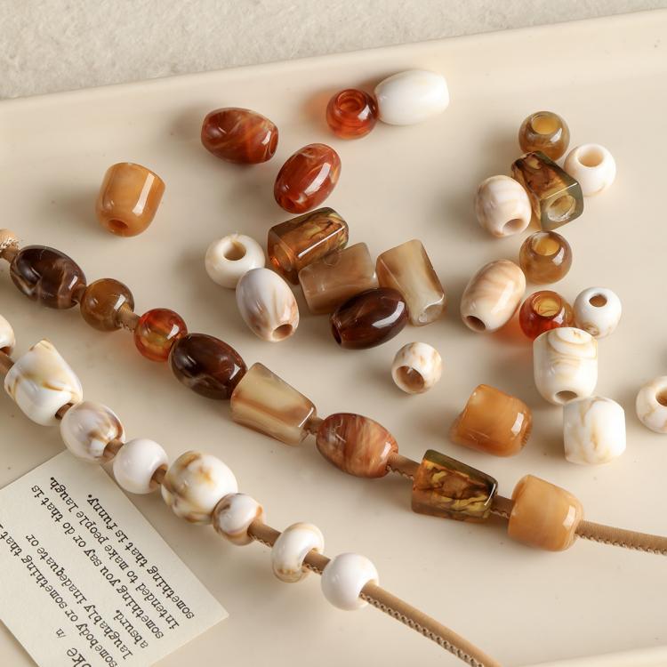20 pezzi/confezione Perline acriliche a foro largo Accessori fai da te, Milk Coffee 12 x 10 mm, Caramel 12 x 10 mm, Earthy Brown 12 x 10 mm, Large Milk Coffee 15 x 13 mm, Milk Coffee 12 x 13 mm, Small Milk Coffee 10 x 8 mm, Milk Coffee 13 x 17 mm      ...