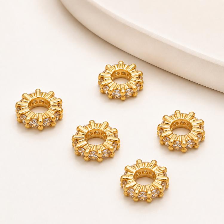Confezione da 5 perline distanziatrici con foro e zirconi incastonati, placcate in oro, per la creazione di gioielli fai da te., Honeycomb Coin Zircon 4.5mm, Dual-Hole Zircon Bead, Zircon Heart-Shaped Bead, Planet Orbit Zircon, Zircon Spacer 6mm       ...