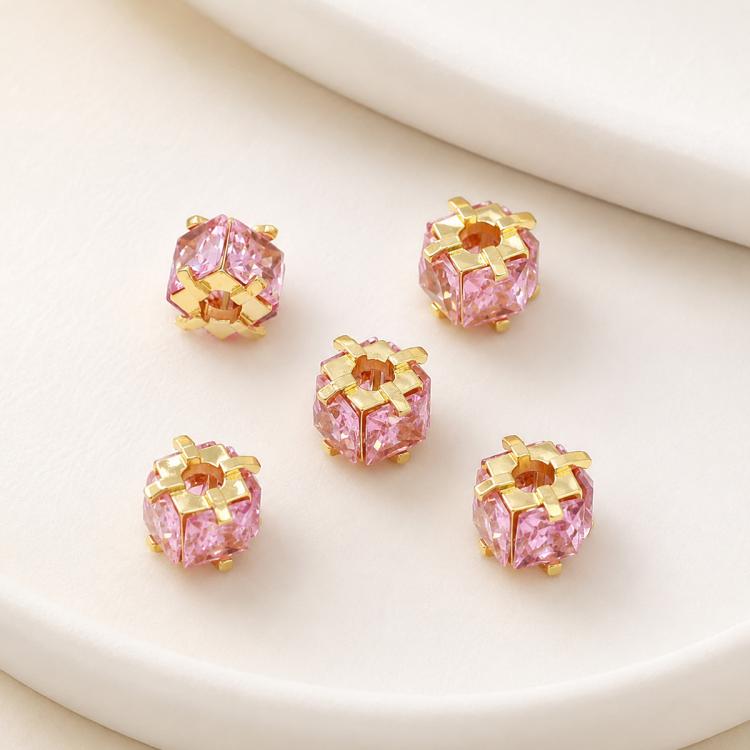 Confezione da 5 perline distanziatrici con foro e zirconi incastonati, placcate in oro, per la creazione di gioielli fai da te., Honeycomb Coin Zircon 4.5mm, Dual-Hole Zircon Bead, Zircon Heart-Shaped Bead, Planet Orbit Zircon, Zircon Spacer 6mm       ...