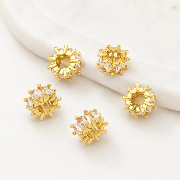 Confezione da 5 perline distanziatrici con foro e zirconi incastonati, placcate in oro, per la creazione di gioielli fai da te., Honeycomb Coin Zircon 4.5mm, Dual-Hole Zircon Bead, Zircon Heart-Shaped Bead, Planet Orbit Zircon, Zircon Spacer 6mm       ...